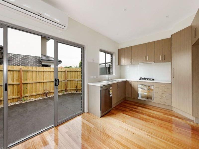 1/6 Nelson Court, Avondale Heights VIC 3034