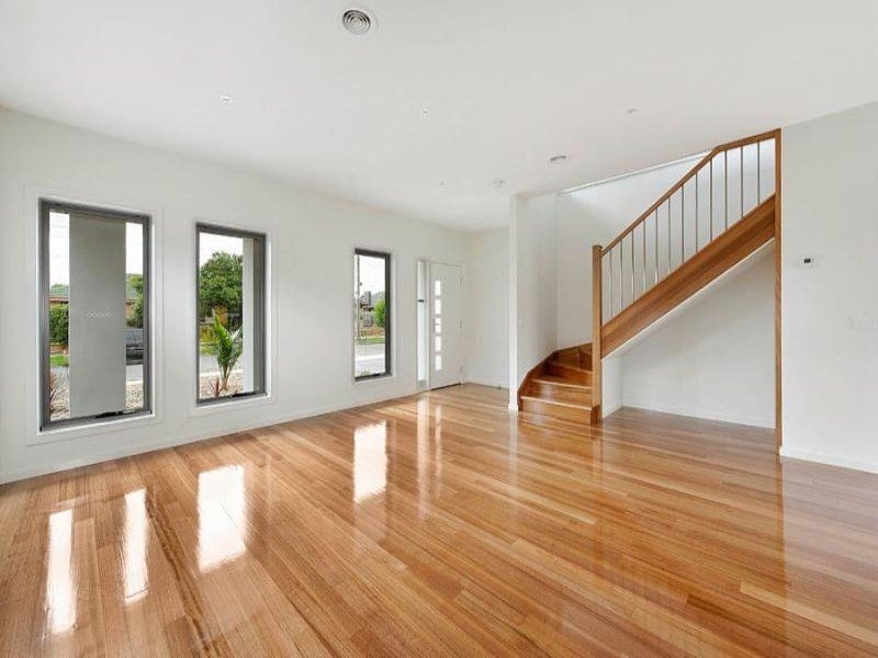 1/6 Nelson Court, Avondale Heights VIC 3034