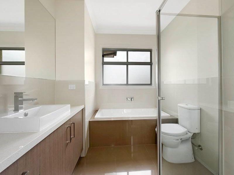 1/6 Nelson Court, Avondale Heights VIC 3034