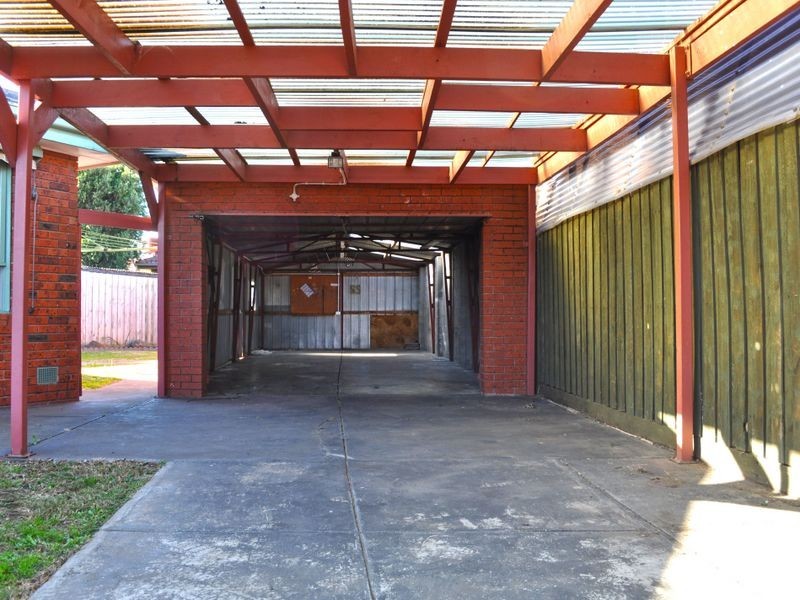 4 Marham Place, Tullamarine VIC 3043