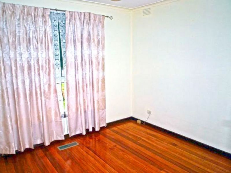 73 Churchill Avenue, Tullamarine VIC 3043