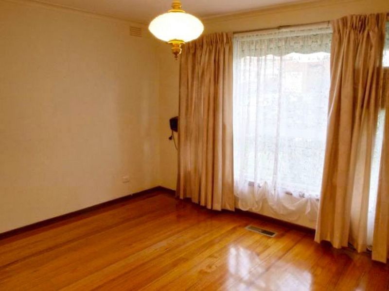 73 Churchill Avenue, Tullamarine VIC 3043