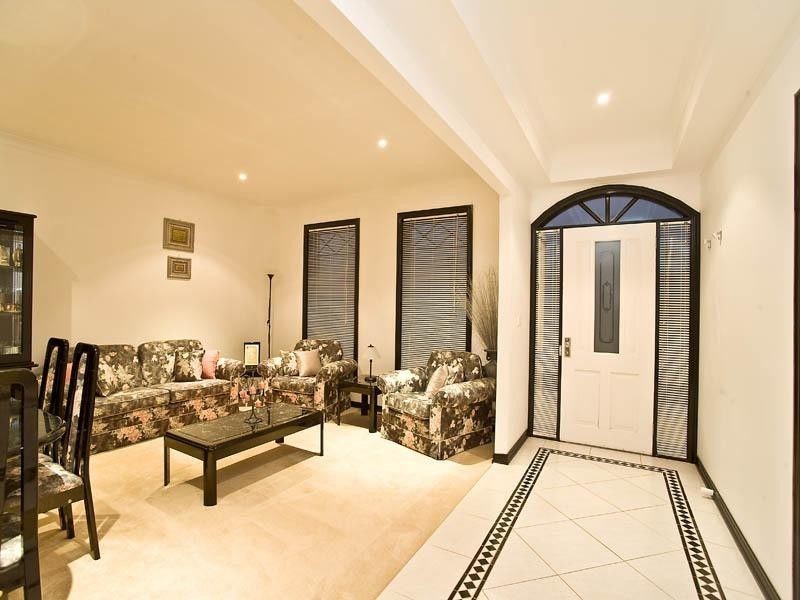 13 Correll Way, Roxburgh Park VIC 3064