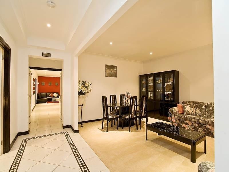 13 Correll Way, Roxburgh Park VIC 3064