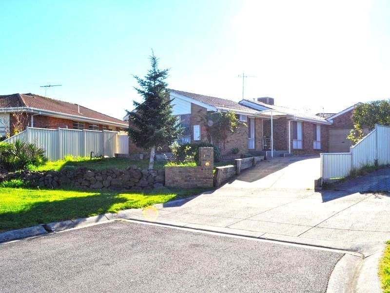 13 Yaralla Court, Meadow Heights VIC 3048