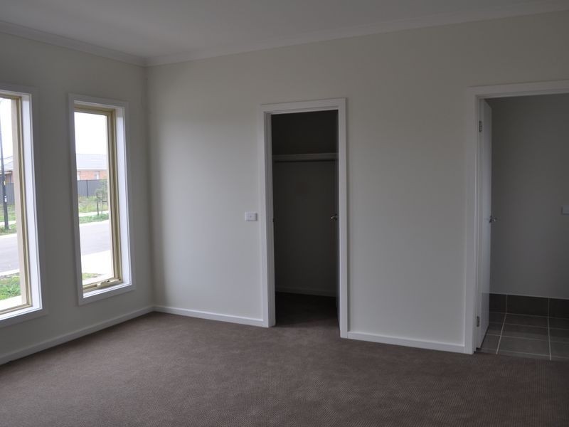 5 Penfold Street, Craigieburn VIC 3064