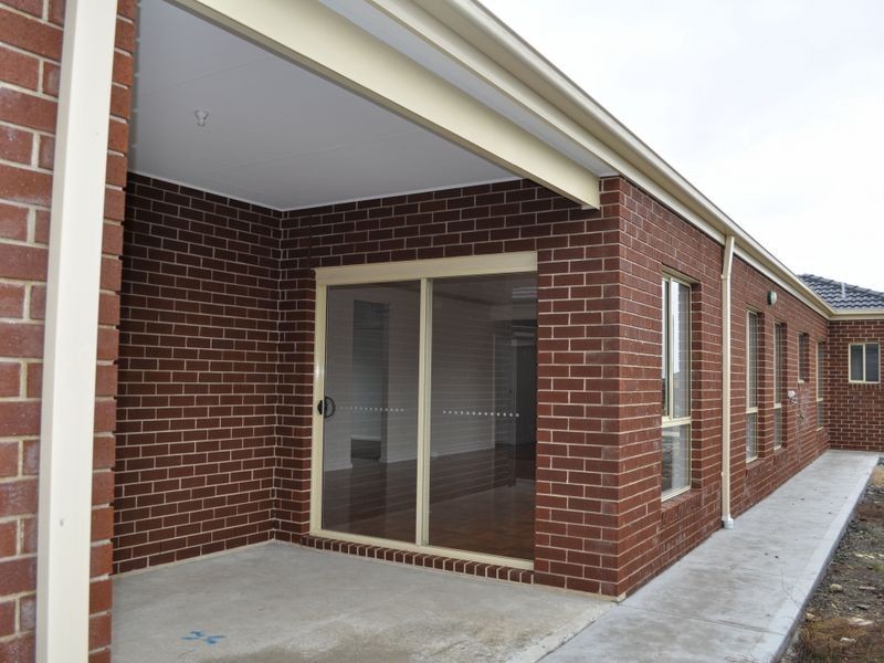 5 Penfold Street, Craigieburn VIC 3064