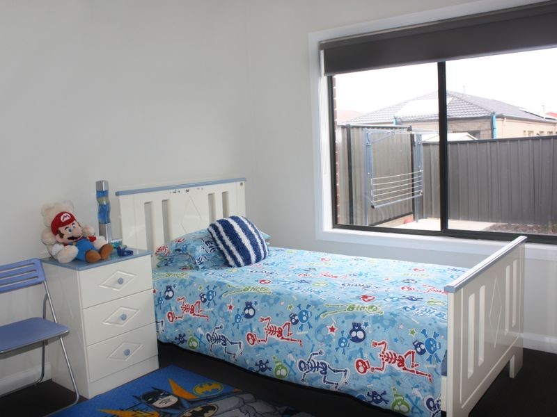 29 Glenbrae Street, Craigieburn VIC 3064