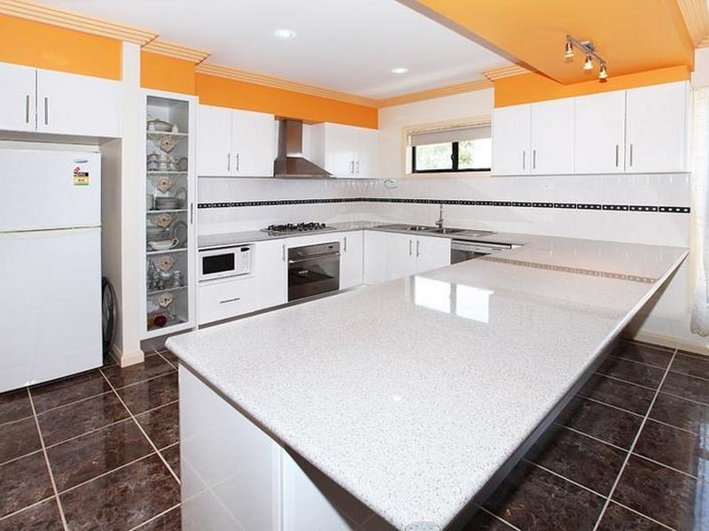 2 Kirkstead Grove, Craigieburn VIC 3064