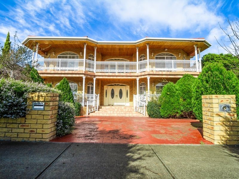 16 Aberdeen Avenue, Greenvale VIC 3059