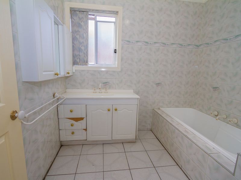 16 Aberdeen Avenue, Greenvale VIC 3059