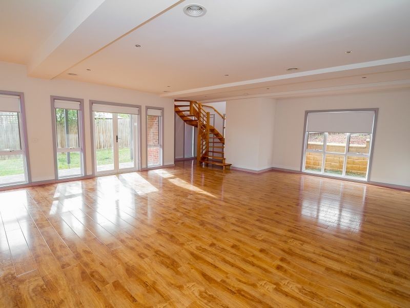 6 Knapdale Court, Greenvale VIC 3059