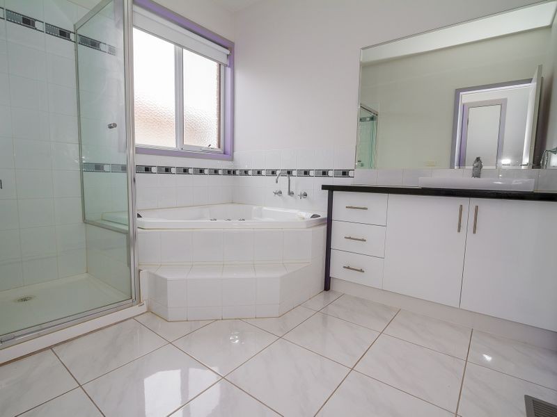 6 Knapdale Court, Greenvale VIC 3059