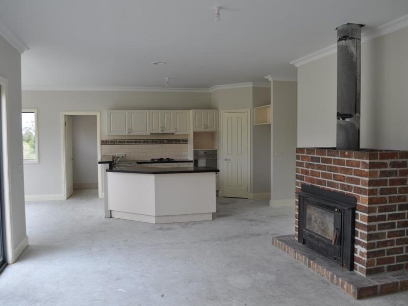 105 Forest Red Gum Drive, Mickleham VIC 3064
