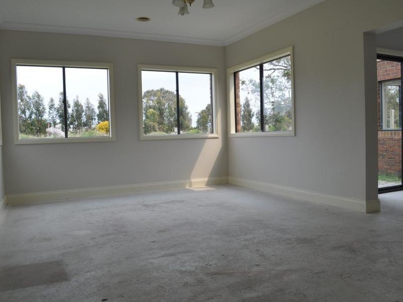 105 Forest Red Gum Drive, Mickleham VIC 3064