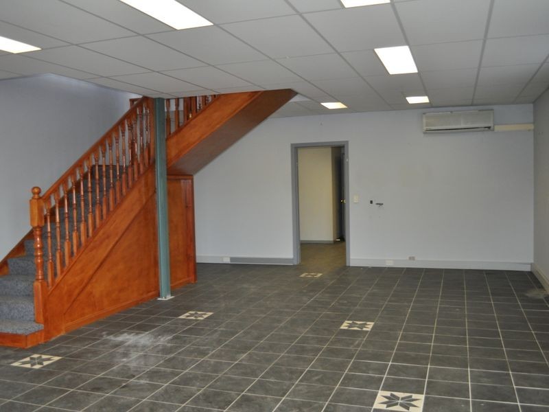 8 Lillee Crescent, Tullamarine VIC 3043