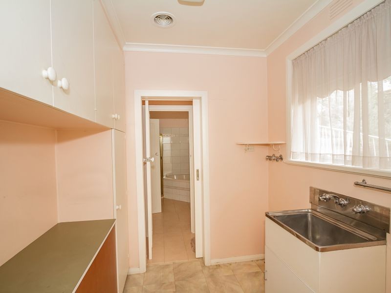 27 Hunter Street, Keilor VIC 3036