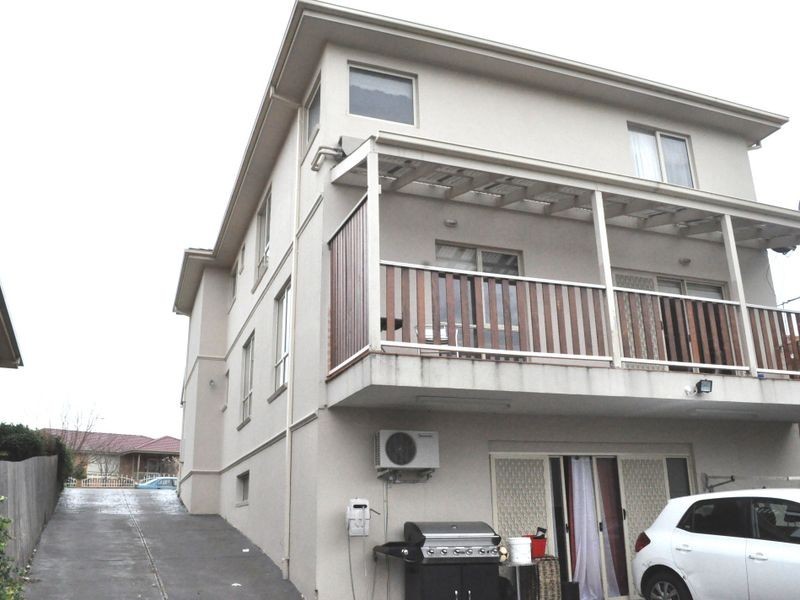 3 Cassinia Crescent, Meadow Heights VIC 3048