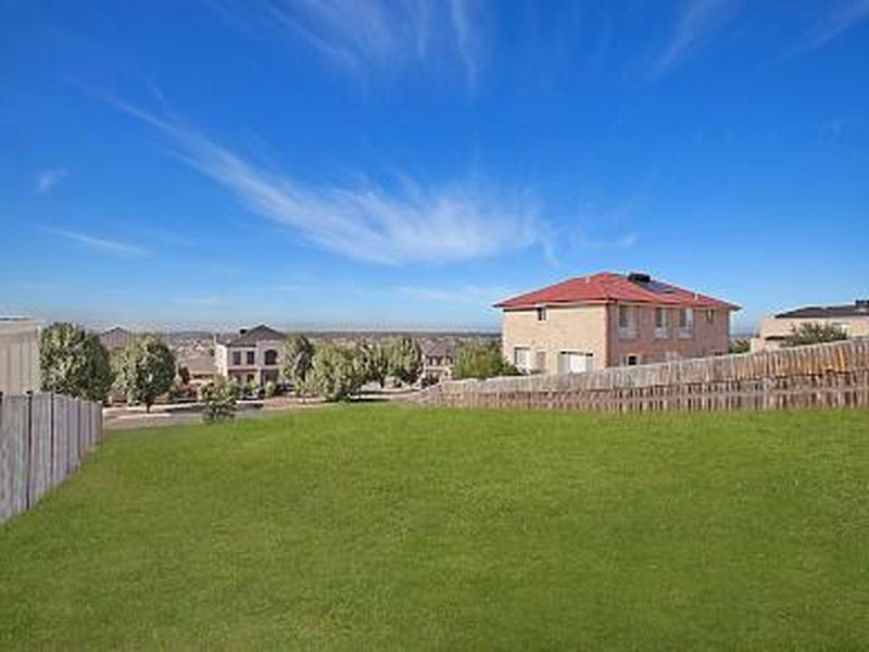 46 Excelsior Heights, Craigieburn VIC 3064