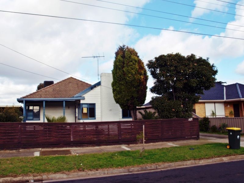 17 Maher Street, Fawkner VIC 3060