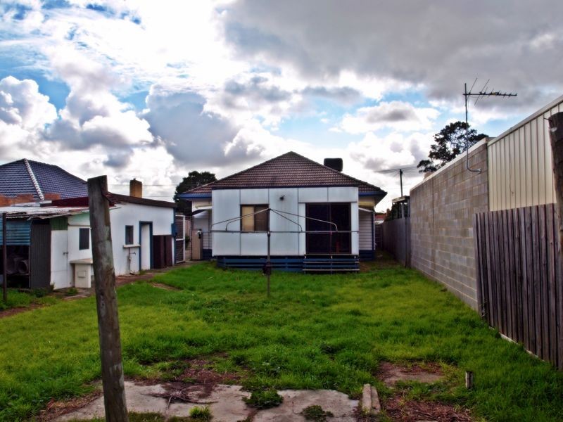 17 Maher Street, Fawkner VIC 3060