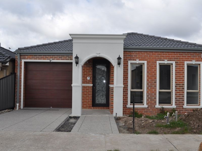 6 Viewside Crescent, Craigieburn VIC 3064
