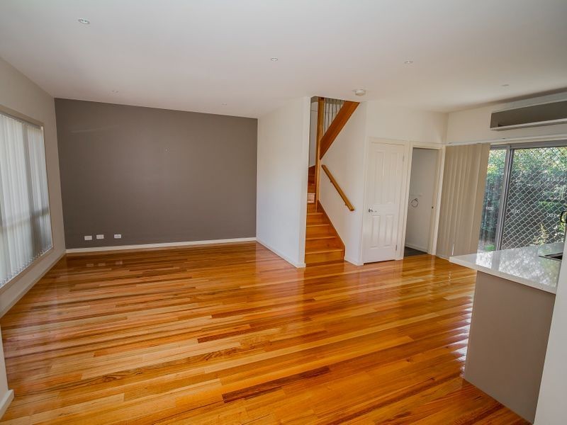 2/28 Ethel Street, Oak Park VIC 3046