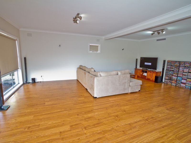 16 Gordon Street, Tullamarine VIC 3043