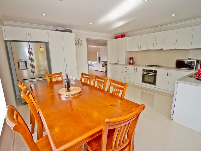 16 Gordon Street, Tullamarine VIC 3043