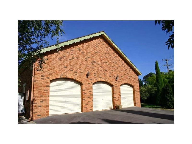 19 Nerang Street, Burradoo NSW 2576