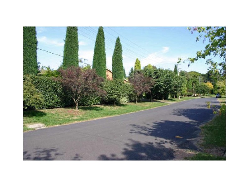 19 Nerang Street, Burradoo NSW 2576