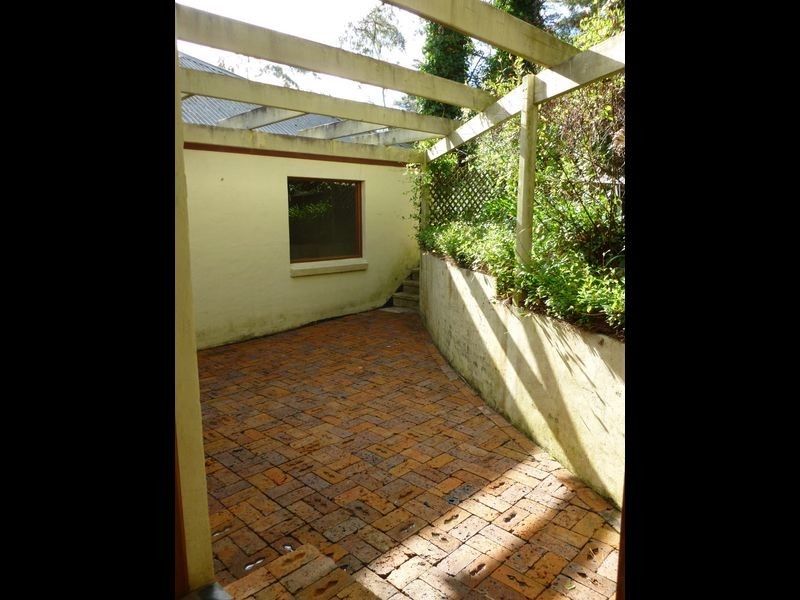 2 Banksia Street, Bowral NSW 2576