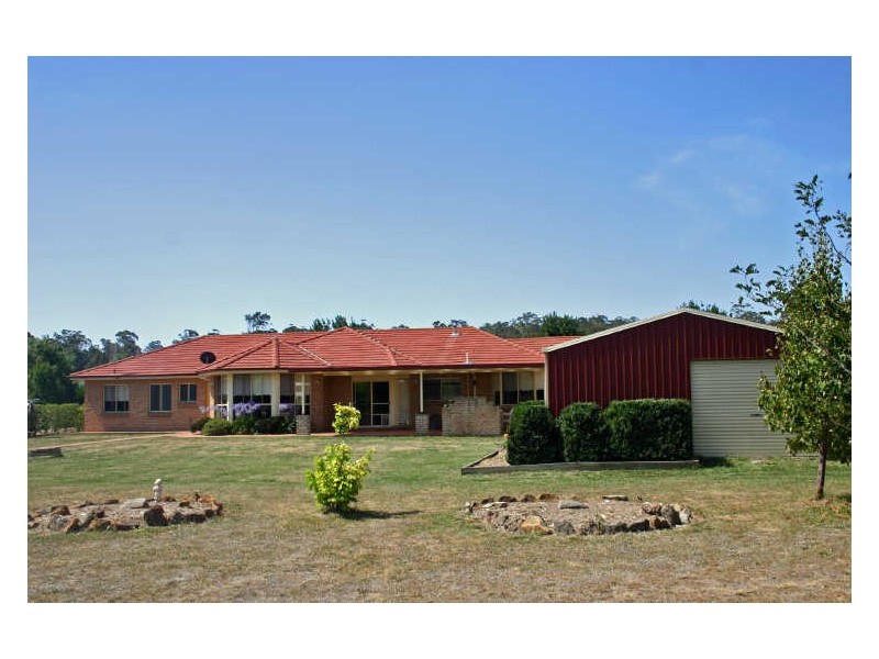 21 Highland Drive, Bowral NSW 2576