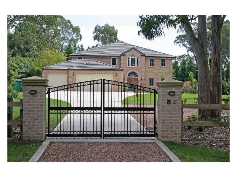 42 Charlotte Street, Burradoo NSW 2576