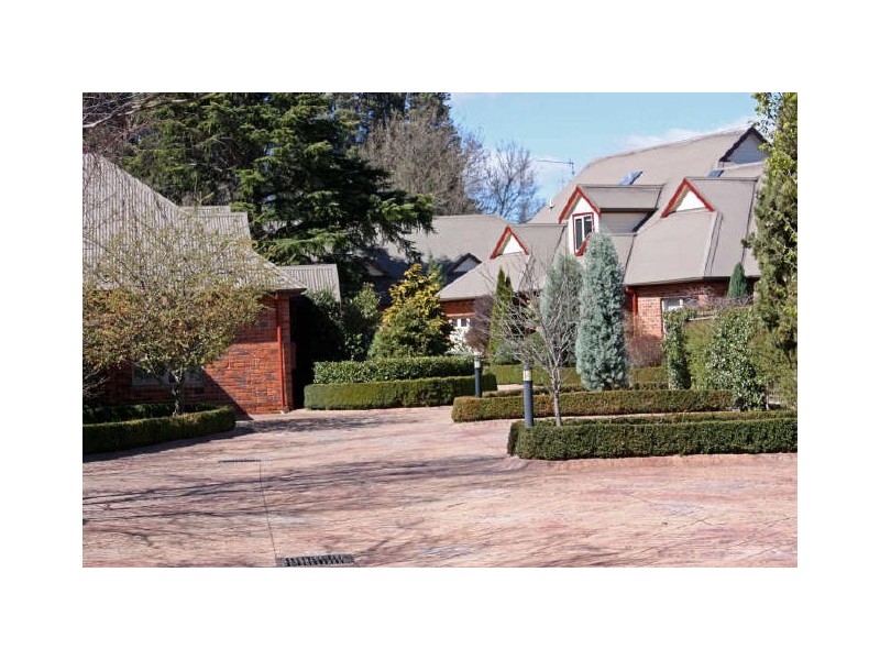 6/4 Short Street, Bowral NSW 2576