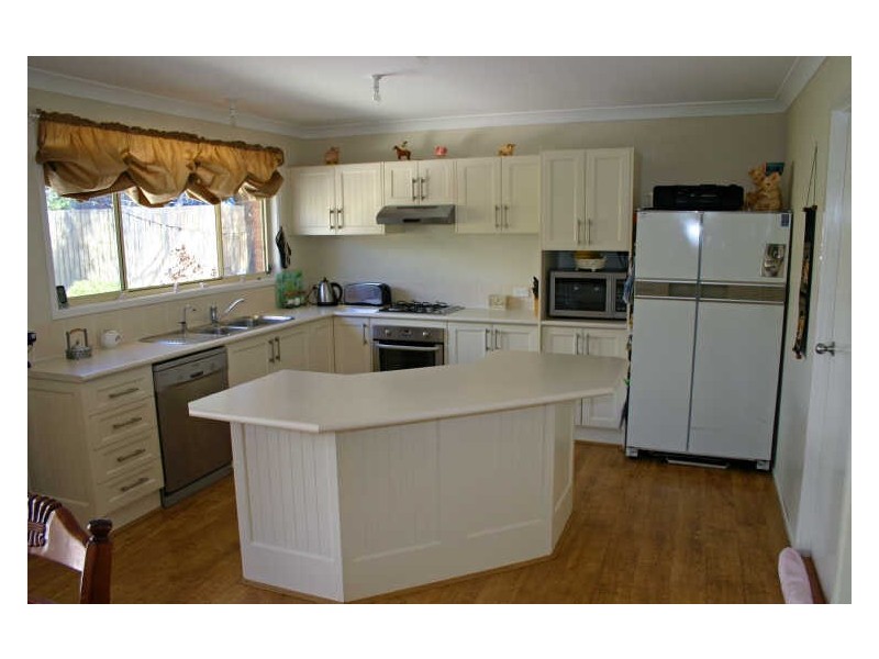 10a Stables Place, Moss Vale NSW 2577