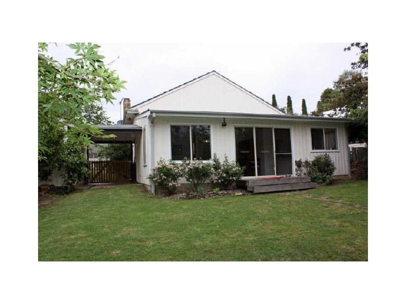 8 Park Road, Bowral NSW 2576