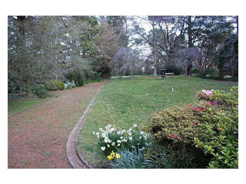 Maloya/18 & 18a Gladstone Road, Bowral NSW 2576