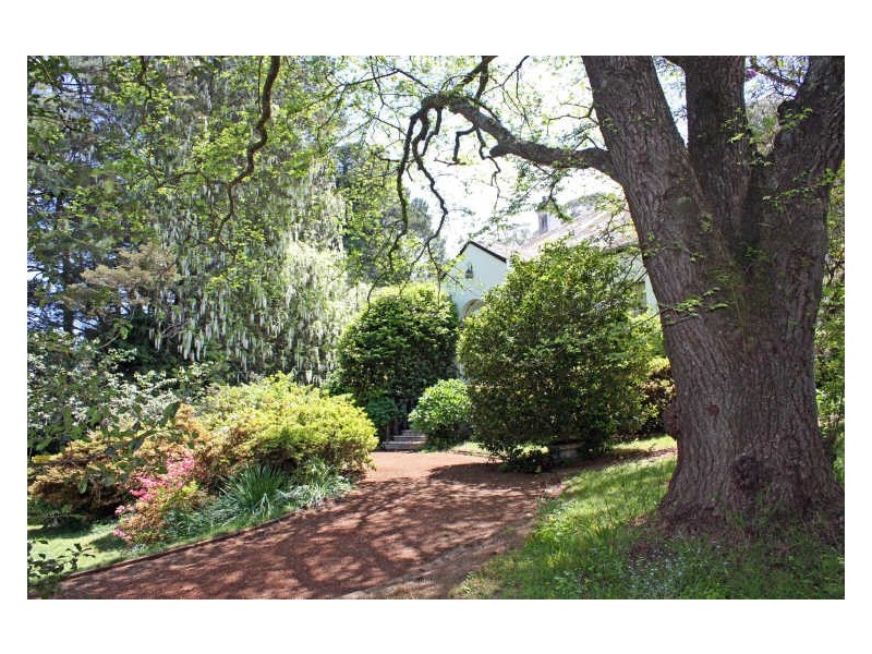 Maloya/18 & 18a Gladstone Road, Bowral NSW 2576