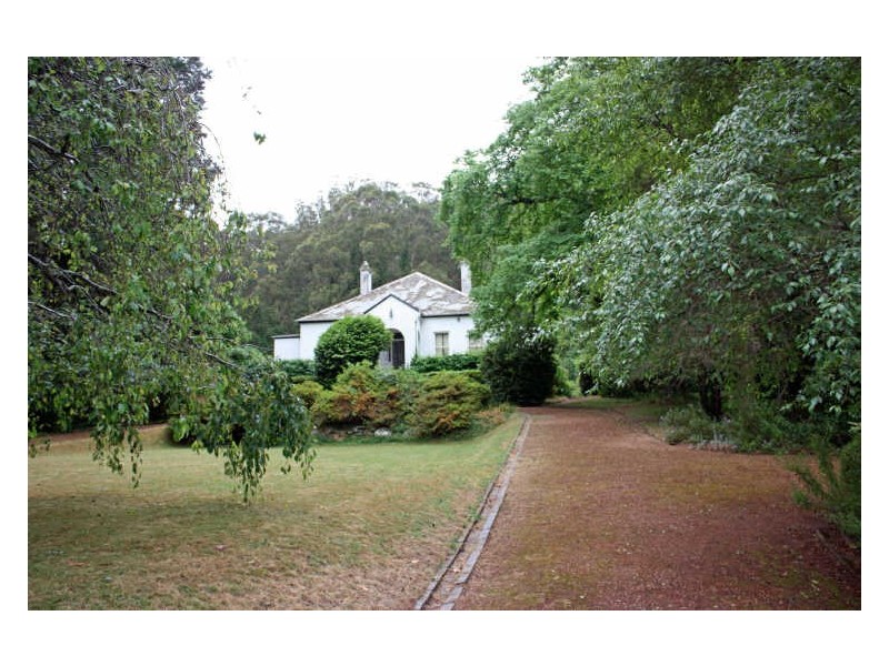 Maloya/18 & 18a Gladstone Road, Bowral NSW 2576
