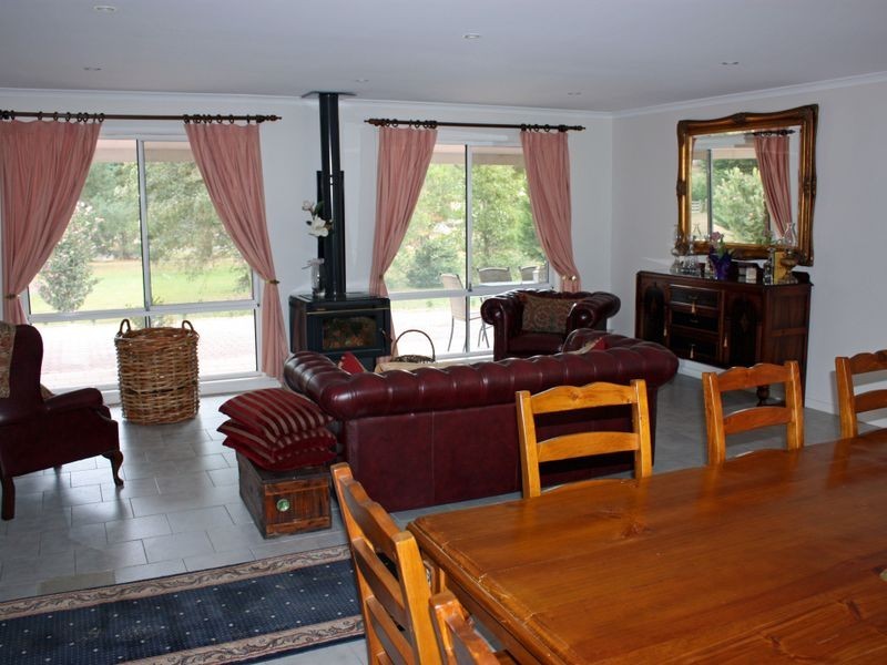 43 Alpine Close, Colo Vale NSW 2575