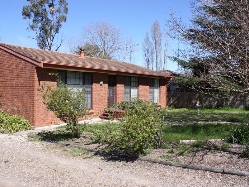 17 Thompson Street, Bowral NSW 2576