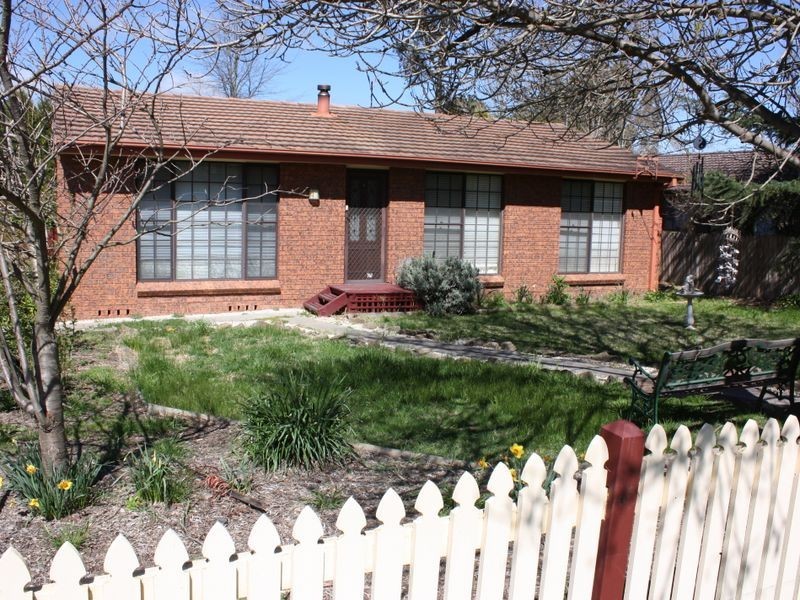 17 Thompson Street, Bowral NSW 2576