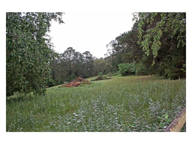 16 Gladstone Road, Bowral NSW 2576