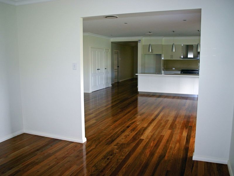 8 Bren Place, Bowral NSW 2576