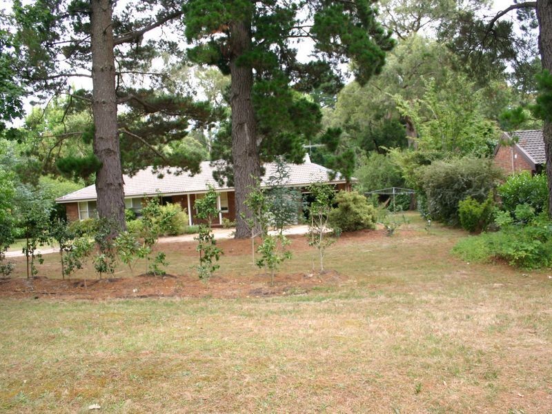 12 Hurlingham Avenue, Burradoo NSW 2576