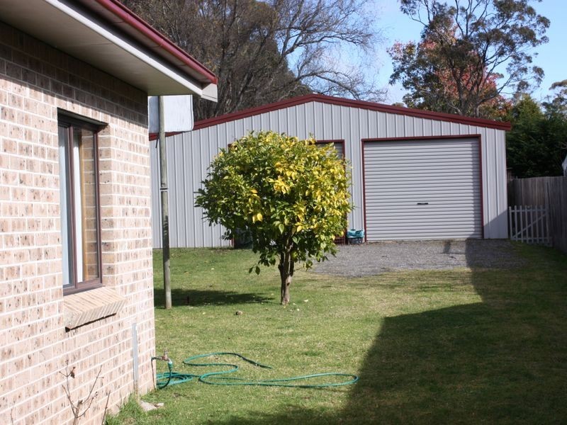 82 Railway Avenue, Colo Vale NSW 2575