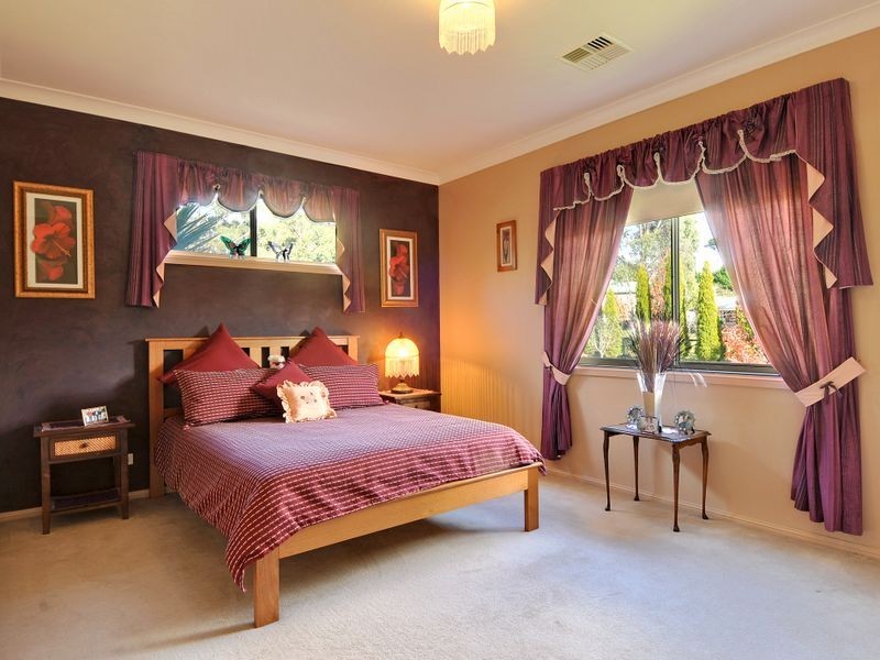 20 Farnborough Drive, Moss Vale NSW 2577