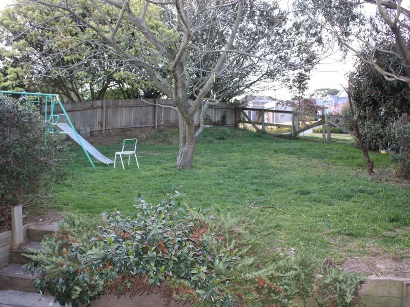 6 Bronwyn Place, Bowral NSW 2576