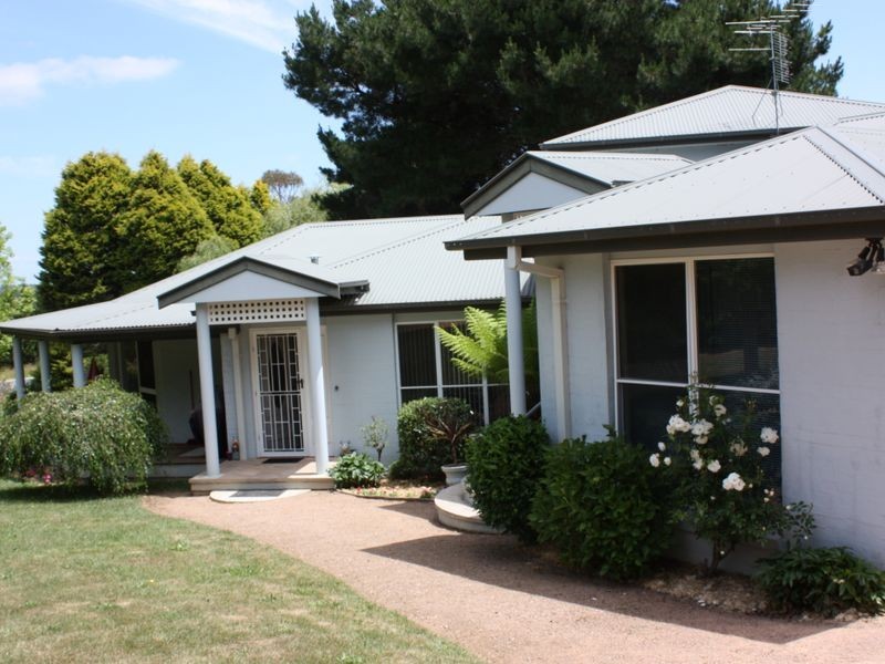 10 Bonnie Glen Road, Bowral NSW 2576